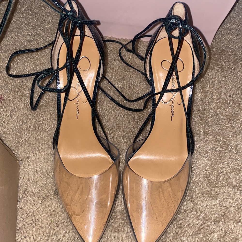 Jessica Simpson Hemmie Pump